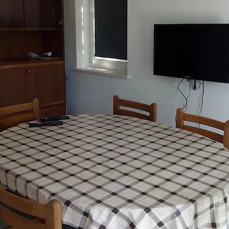 Apartment Bedene Sali