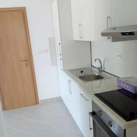 Apartment Bedene *